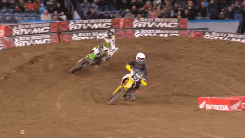 Eli Tomac wheelie