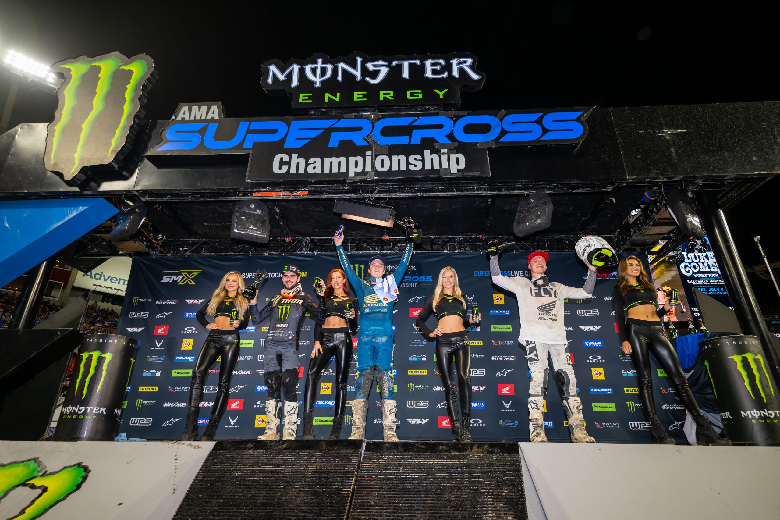 250 Podium