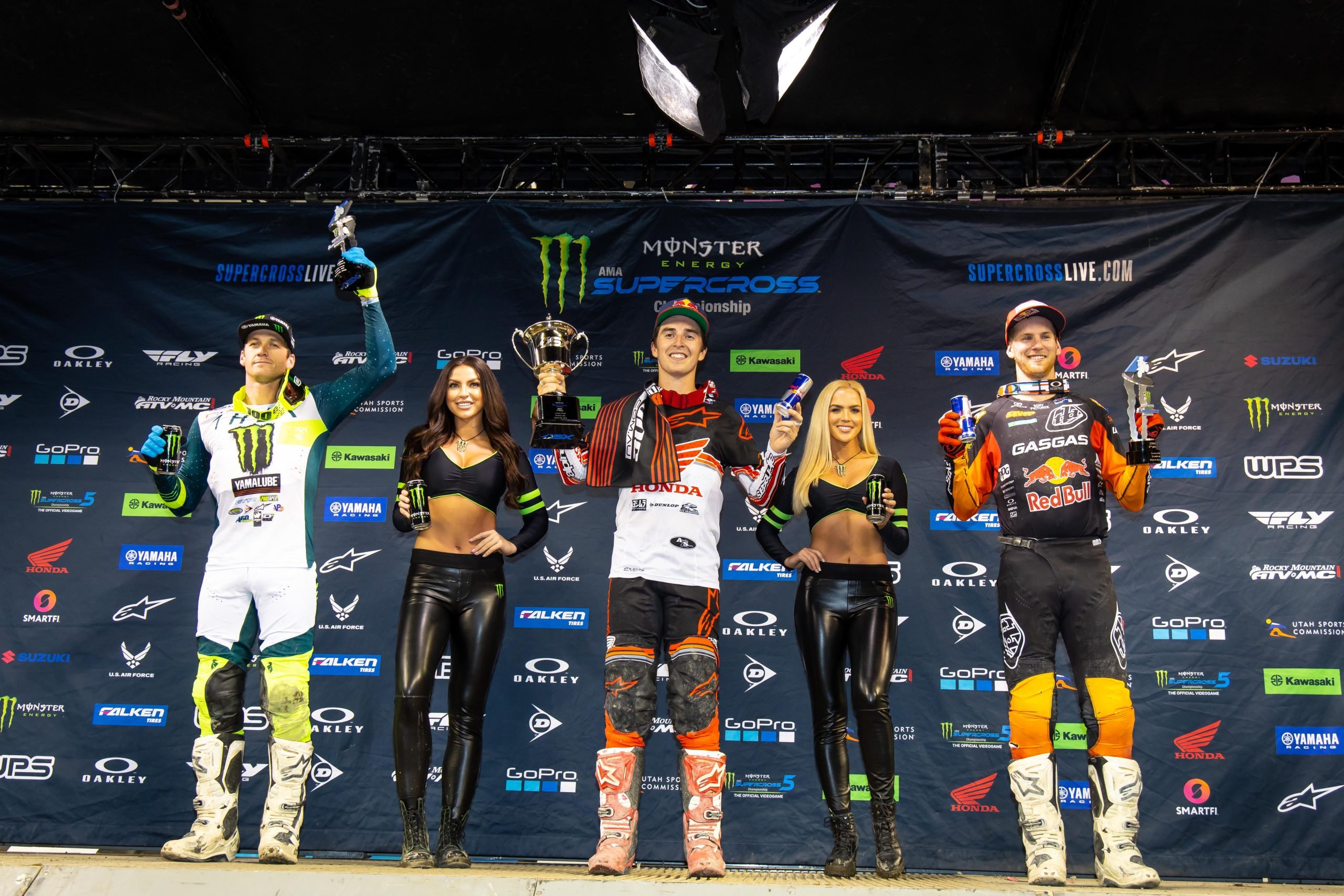 250 Podium