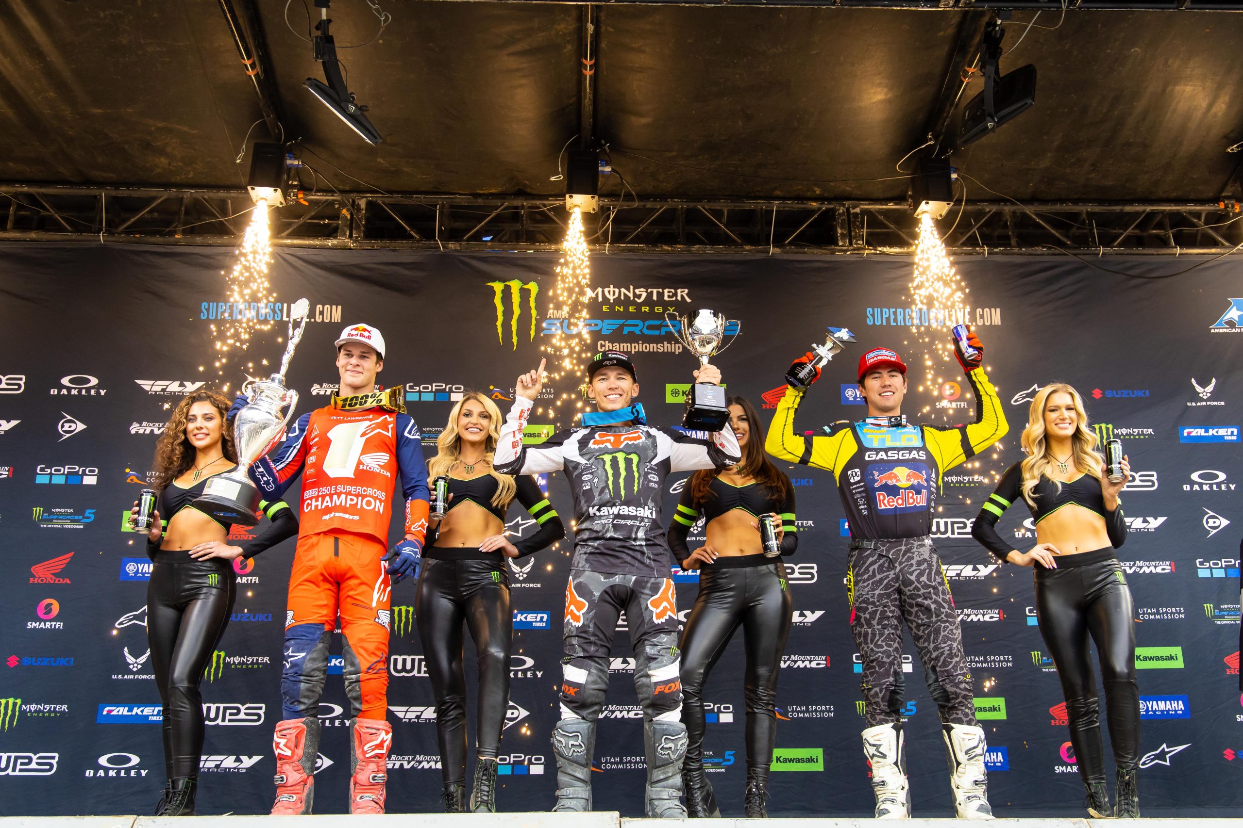 250 Podium