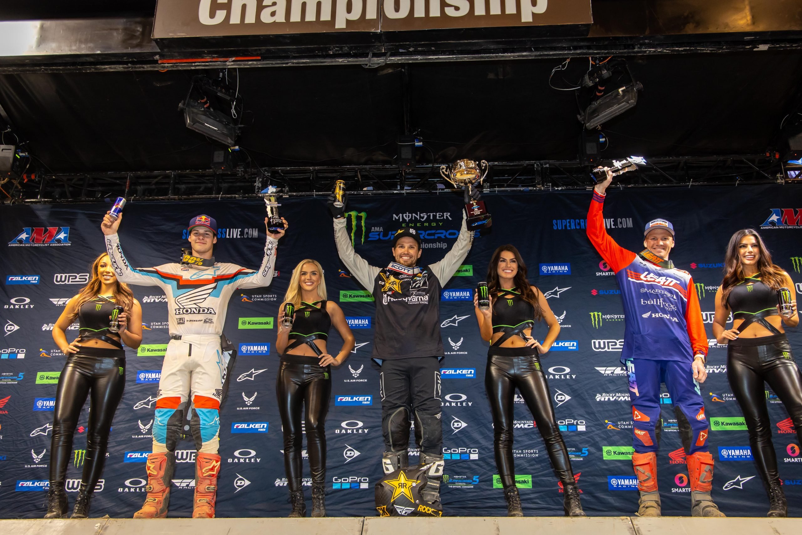 250 Podium