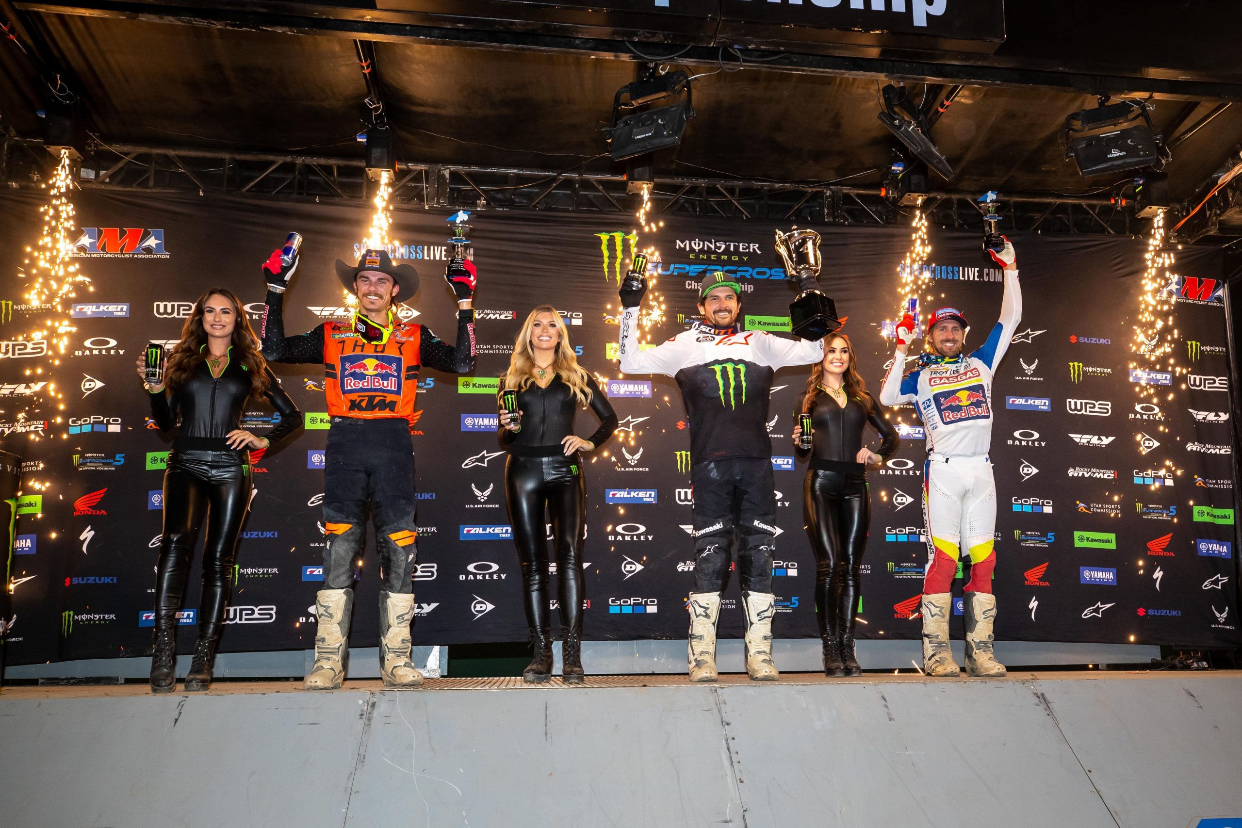 450 class podium image