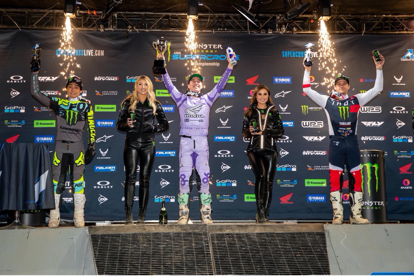 250 Podium - Glendale