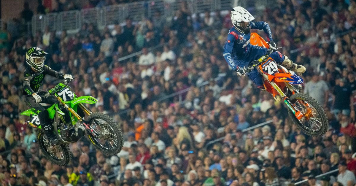 Julien Beaumer (29) was nearly flawless on the high-speed Supercross track. Ryder DiFrancesco (75) kept the pressure on throughout the race. Photo Credit: Feld Motor Sports, Inc.  