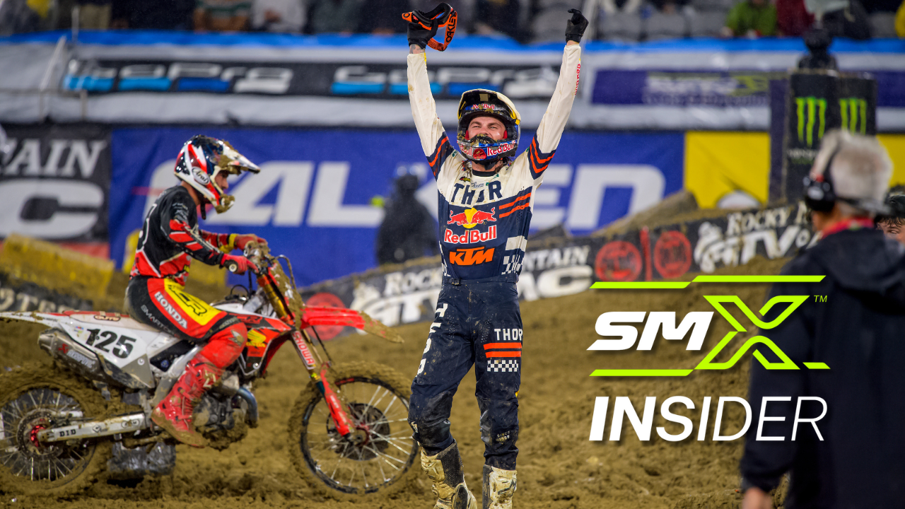 Aaron Plessinger victory celebration with SMX Insider logo