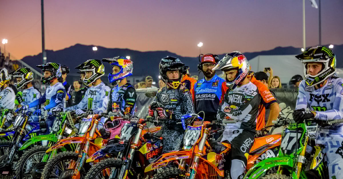250 riders get ready for an SMX race start at Las Vegas in 2024