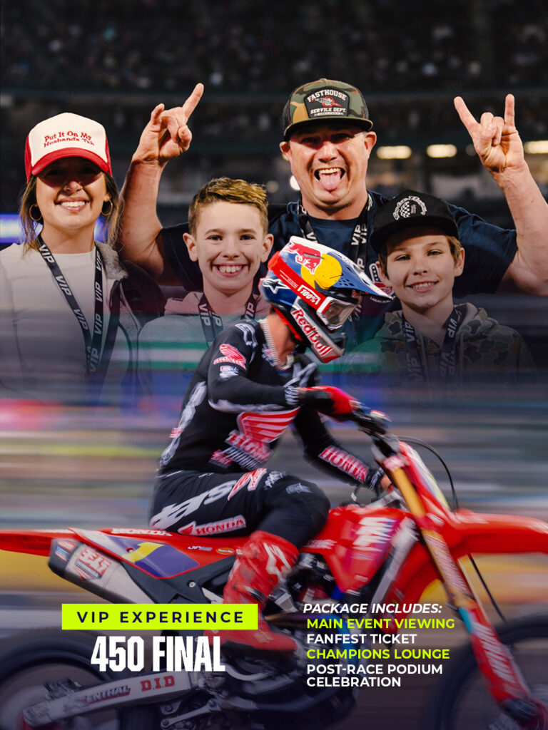 VIP Experience: 450 final - package includes: Main Event viewing, FanFest ticket, Champions lounge, Post-race podium celebration