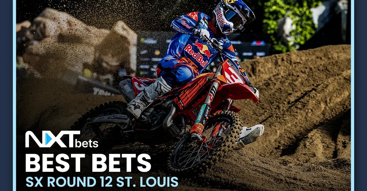 Photo of Eli Tomac with caption NXTbets Best Best Round 12 St. Louis