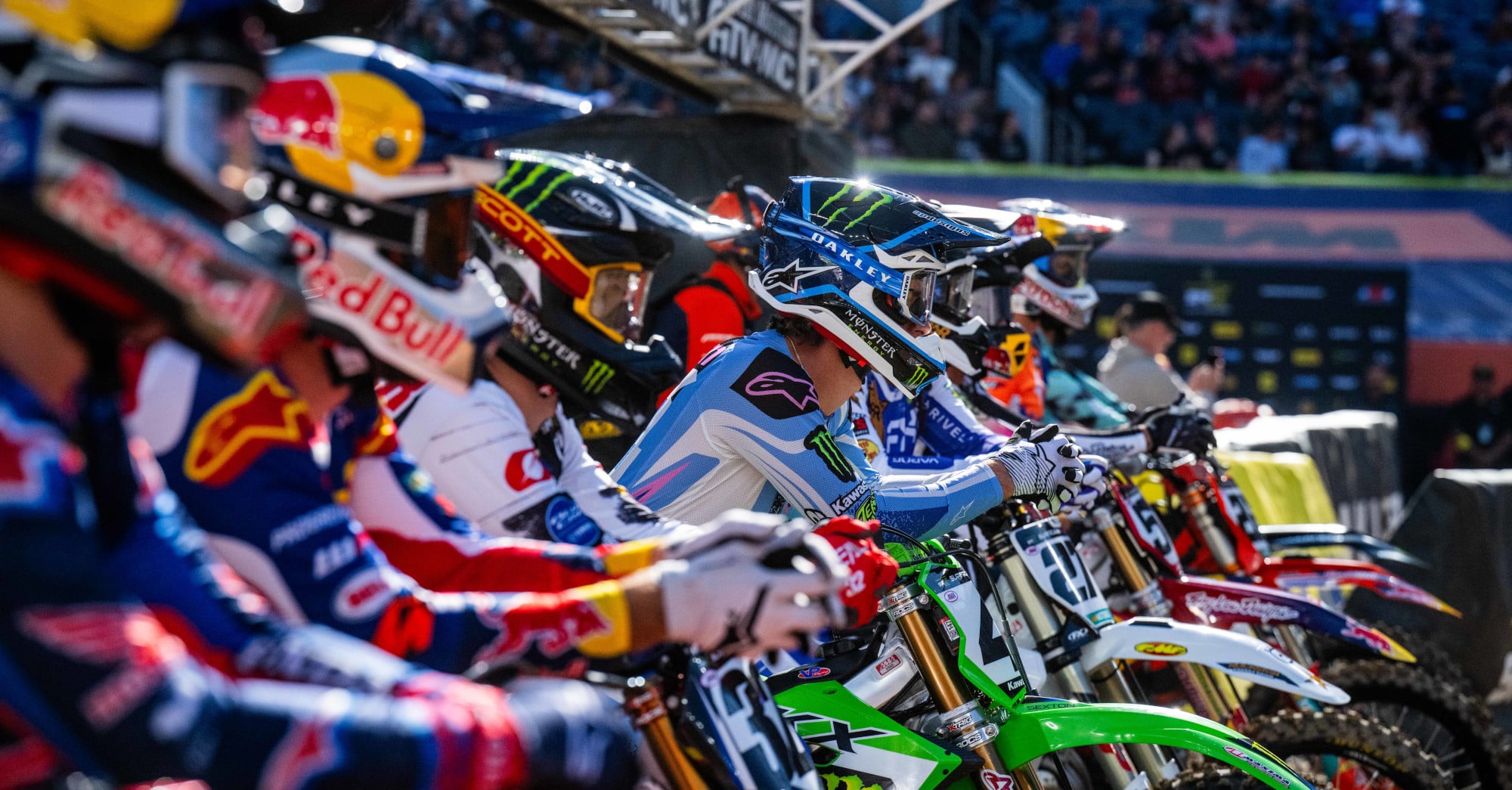 450SX riders lined up for the gate drop